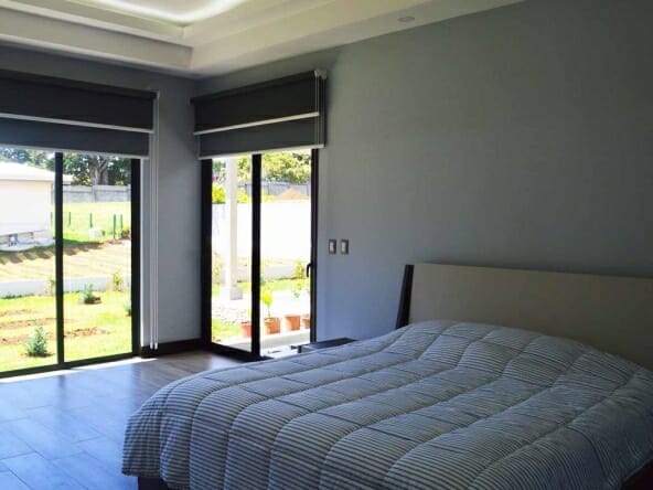 3 bedroom house for sale in condominium located in San Rafael de Heredia.