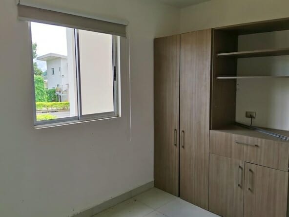 3 bedroom apartment for sale in Milenia condominium in El Cacao de Alajuela. Bank foreclosed property.