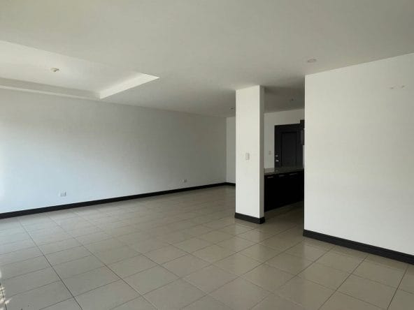 Apartamento a la venta en condominio Vistas de La Rambla en San Antonio de Belén, Heredia.
