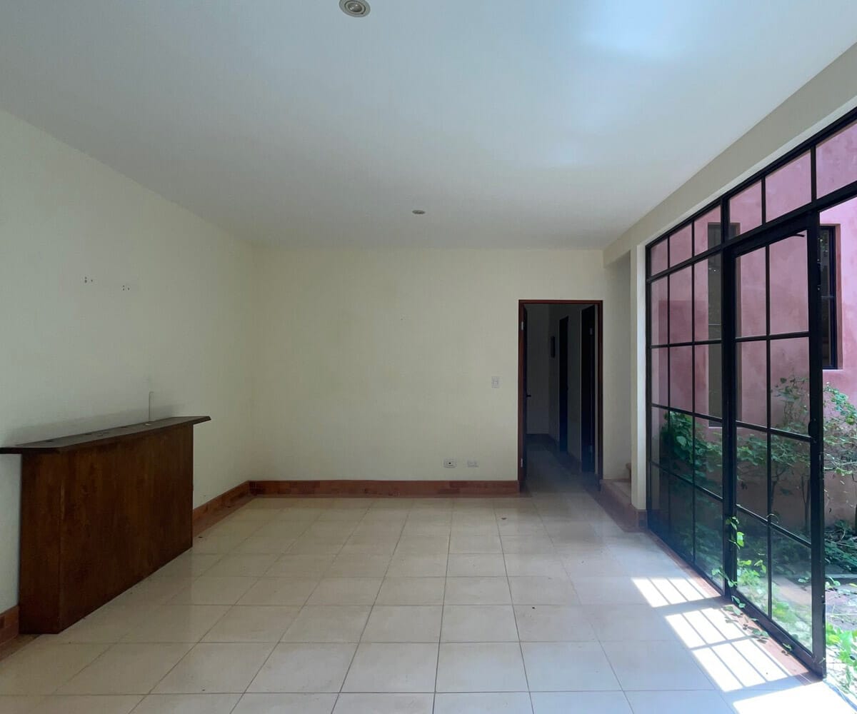 Casa en condominio Brasil de Mora Remate bancario