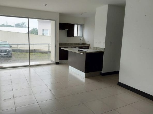 Apartamento venta Torres Pinares Curridabat Remate bancario
