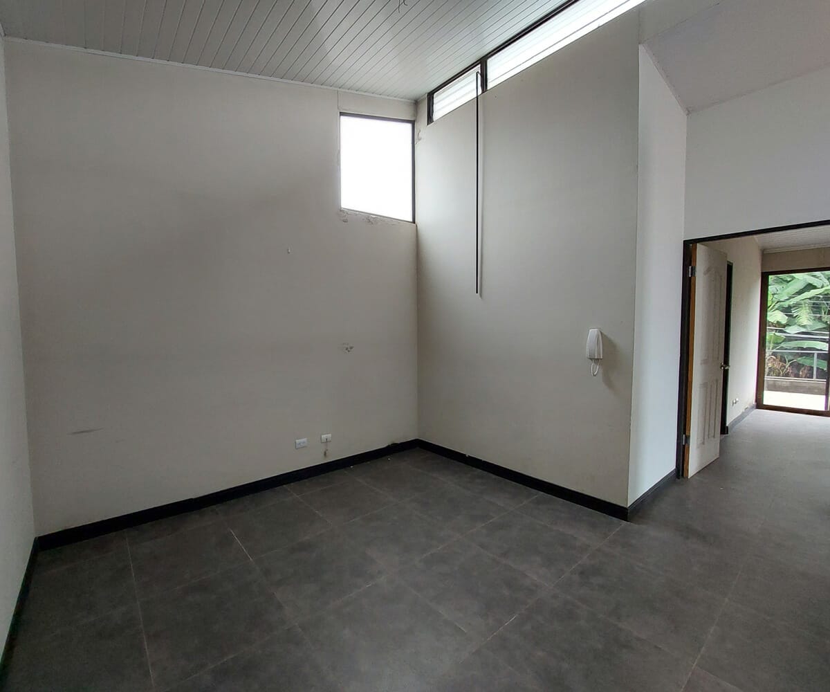 Bien adjudicado bancario casa a la venta en Concepción, Tres Ríos