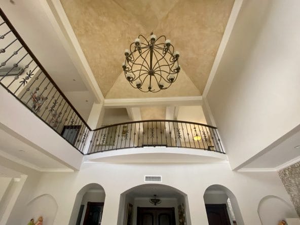 Impresionante mansión de 4 habitaciones a la venta en Las Vueltas de La Guacima.