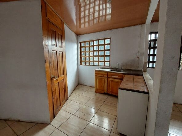 Apartment complex in Desamparados for sale. Bank auction.