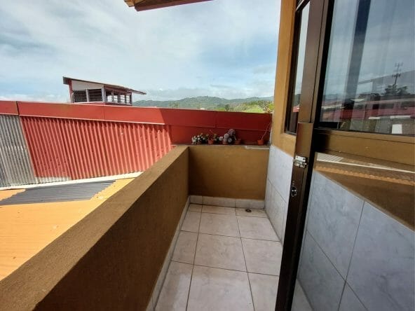 Detached two-story house for sale in La Pitahaya, Cartago.