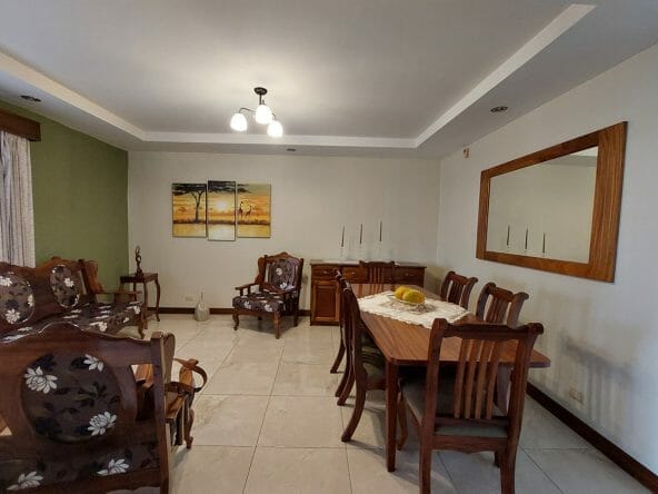 Detached two-story house for sale in La Pitahaya, Cartago.