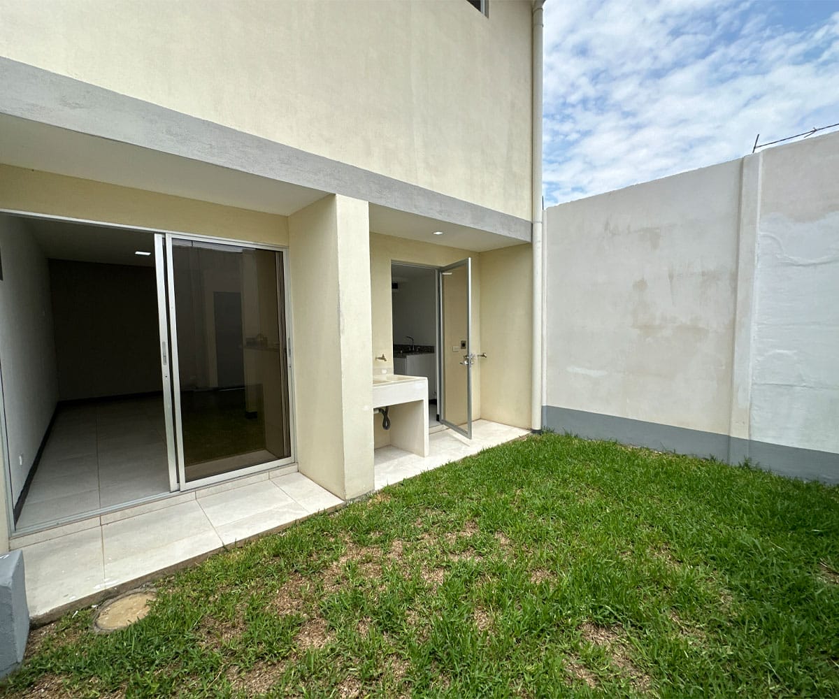 Casas nuevas en condominio a la venta en Carbonal de Alajuela.