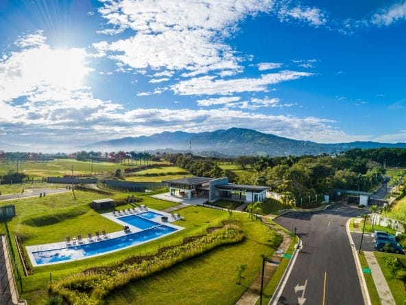 Lotes a la venta en condominio Villa del Sol. San Rafael de Alajuela.