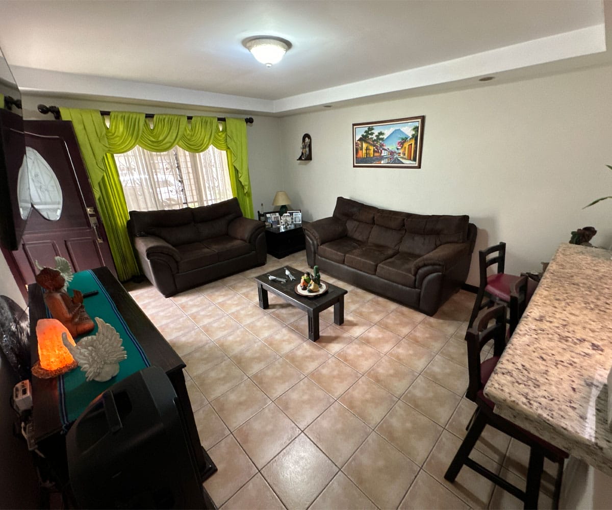 Casa a la venta en Residencial La Cataluña, Desamparados, Alajuela.