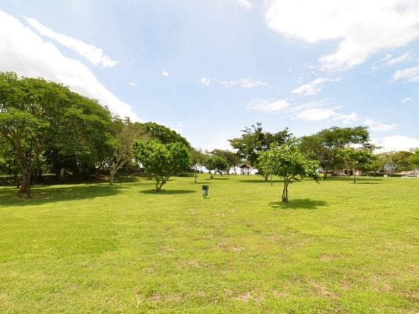 Lote a la venta en Condominio Las Vueltas en La Guacima.