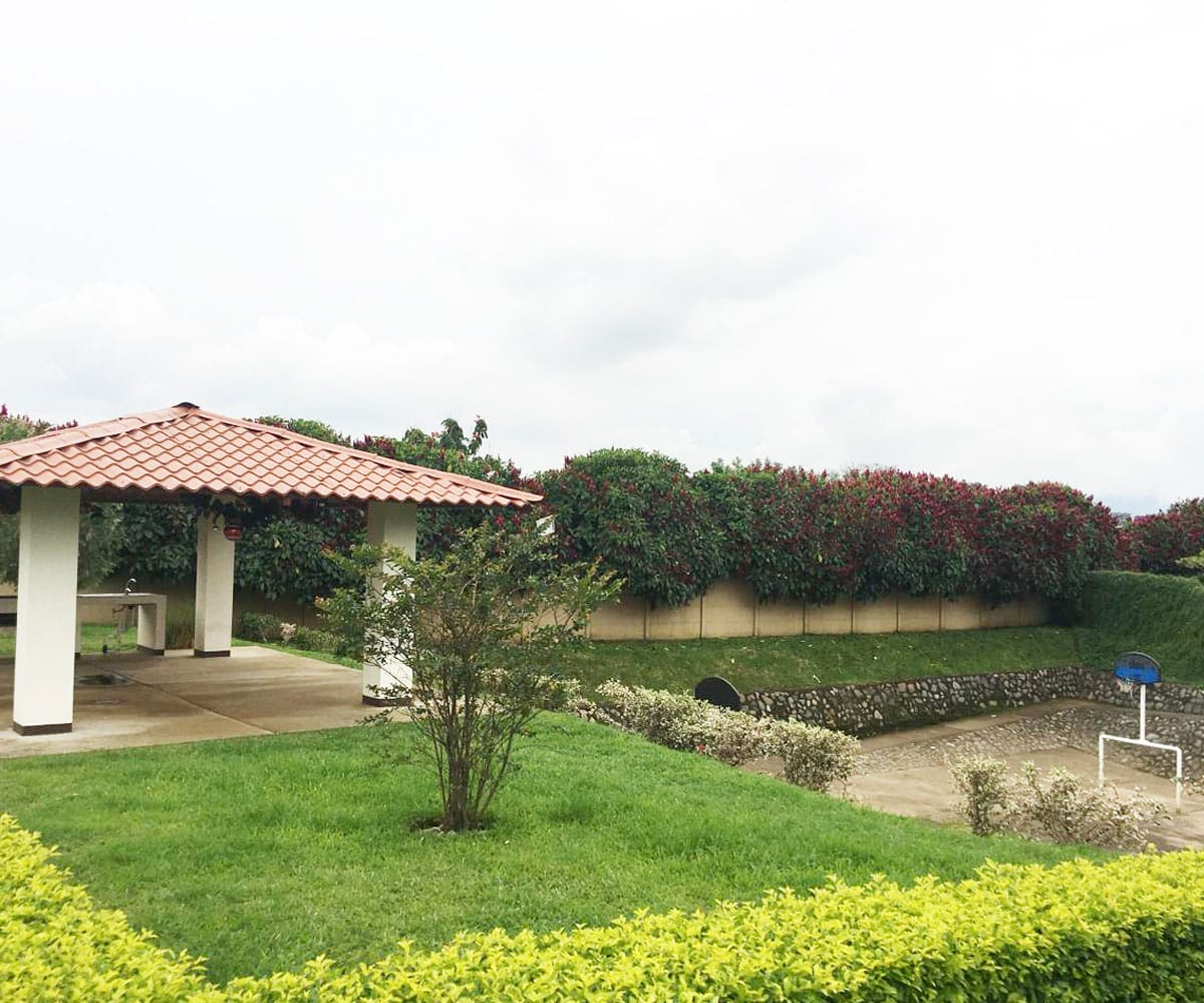 Casa a la venta en Tres Ríos de Cartago.