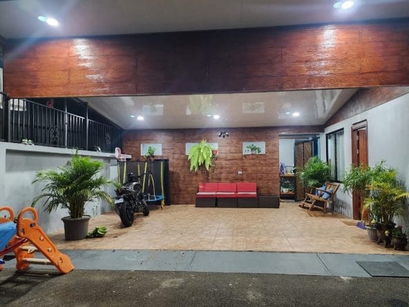 Casa de dos habitaciones a la venta en Sarchí Norte de Alajuela.