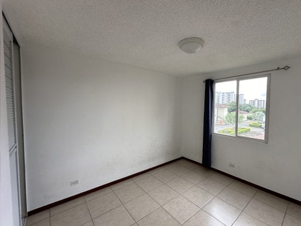 Apartamento a la venta en Concasa. Bien adjudicado bancario.