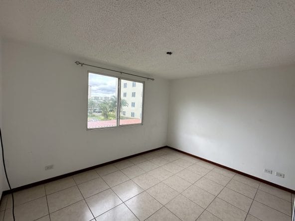 Apartamento a la venta en Concasa. Bien adjudicado bancario.