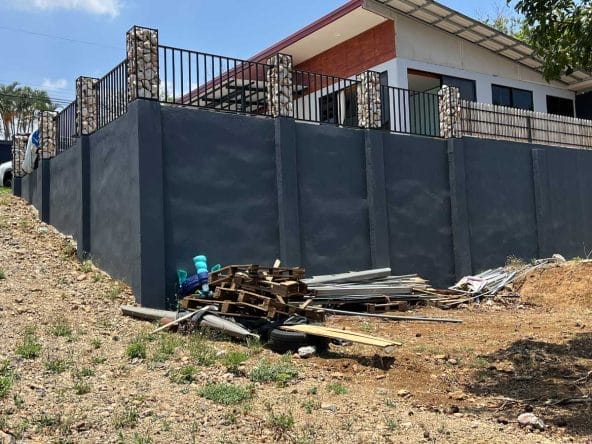 Casa de dos habitaciones a la venta en Sarchí Norte de Alajuela.