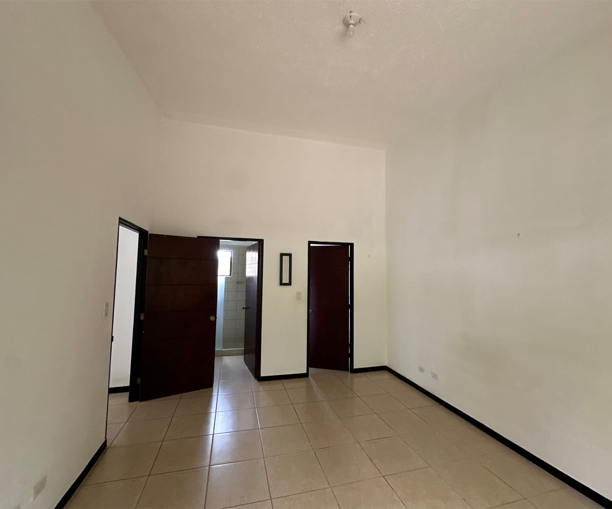 Casa a la venta en condominio Terrazas del Oeste en CONCASA, San Rafael de Alajuela.