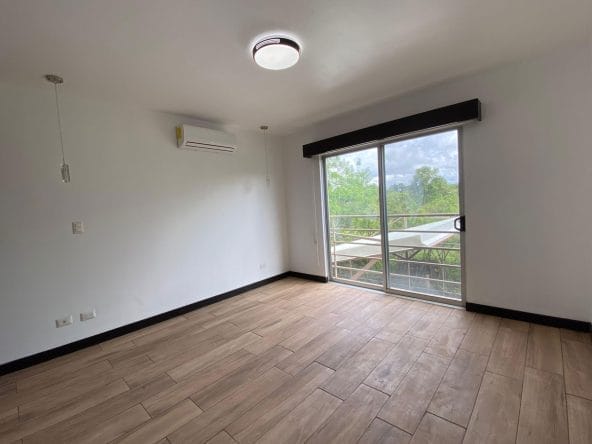 Apartamento de 3 habitaciones en alquiler en el condominio Los Príncipes.