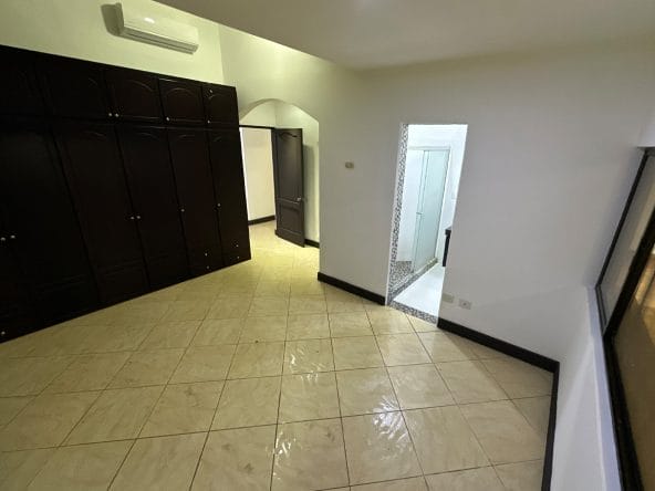 Casa de 3 habitaciones a la venta en Residencial Terranova en Brasil de Alajuela.