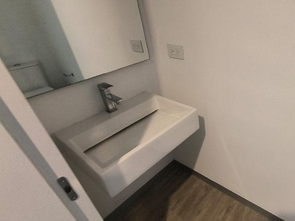 Apartamento a la venta en Edificio Nest, Freses, Curridabat, San José. Bien adjudicado bancario.