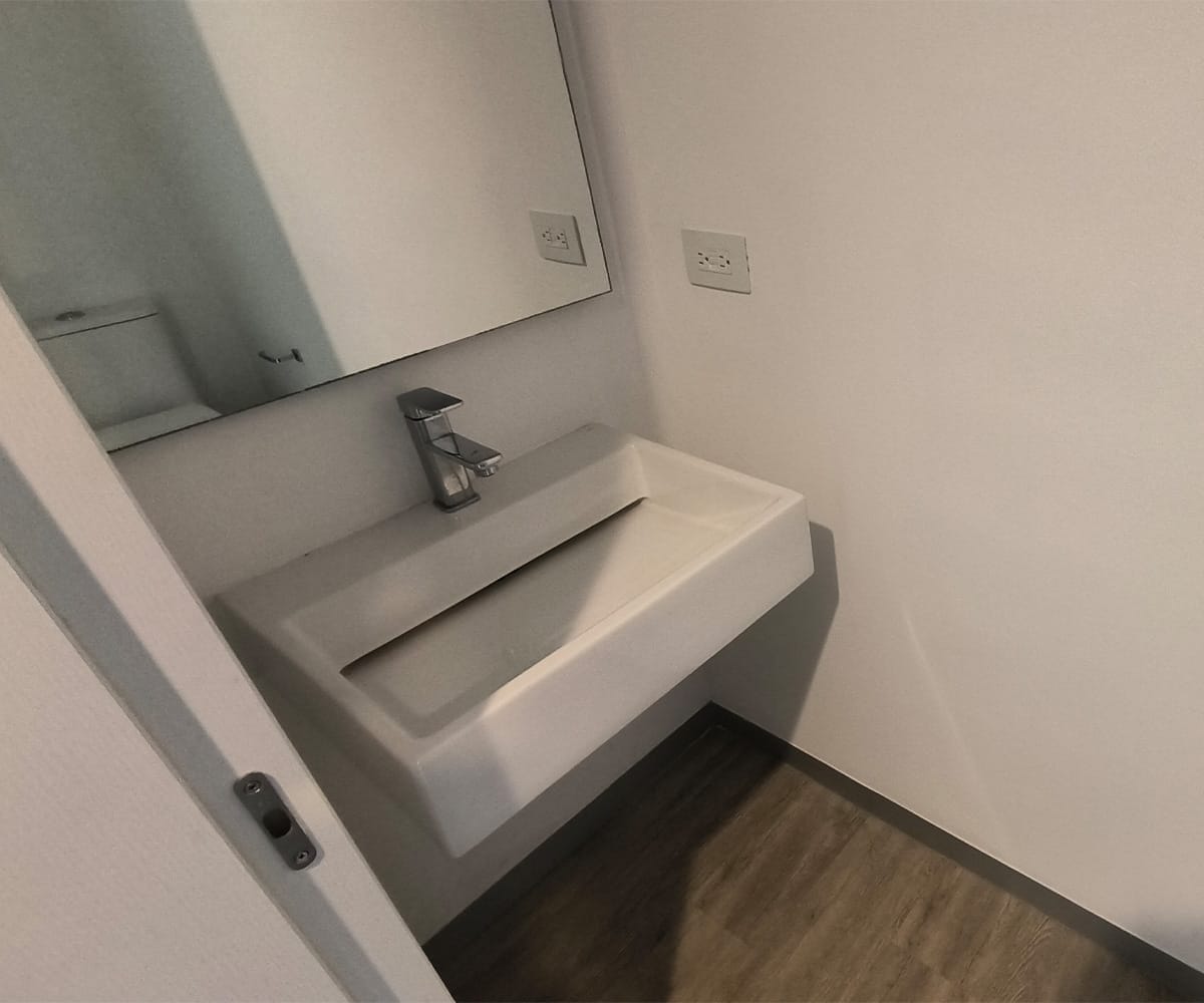 Apartamento a la venta en Edificio Nest, Freses, Curridabat, San José. Bien adjudicado bancario.