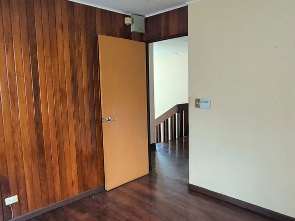 Casa Independiente de 2 plantas a la venta en San Vicente de Moravia, San José.