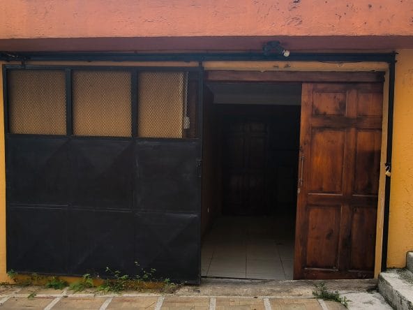 Casa Independiente de 2 plantas a la venta en San Vicente de Moravia, San José.