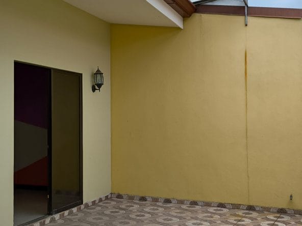 Casa a la venta en Condominio Villas de Arfan ubicado en El Tejar del Guarco, Cartago.