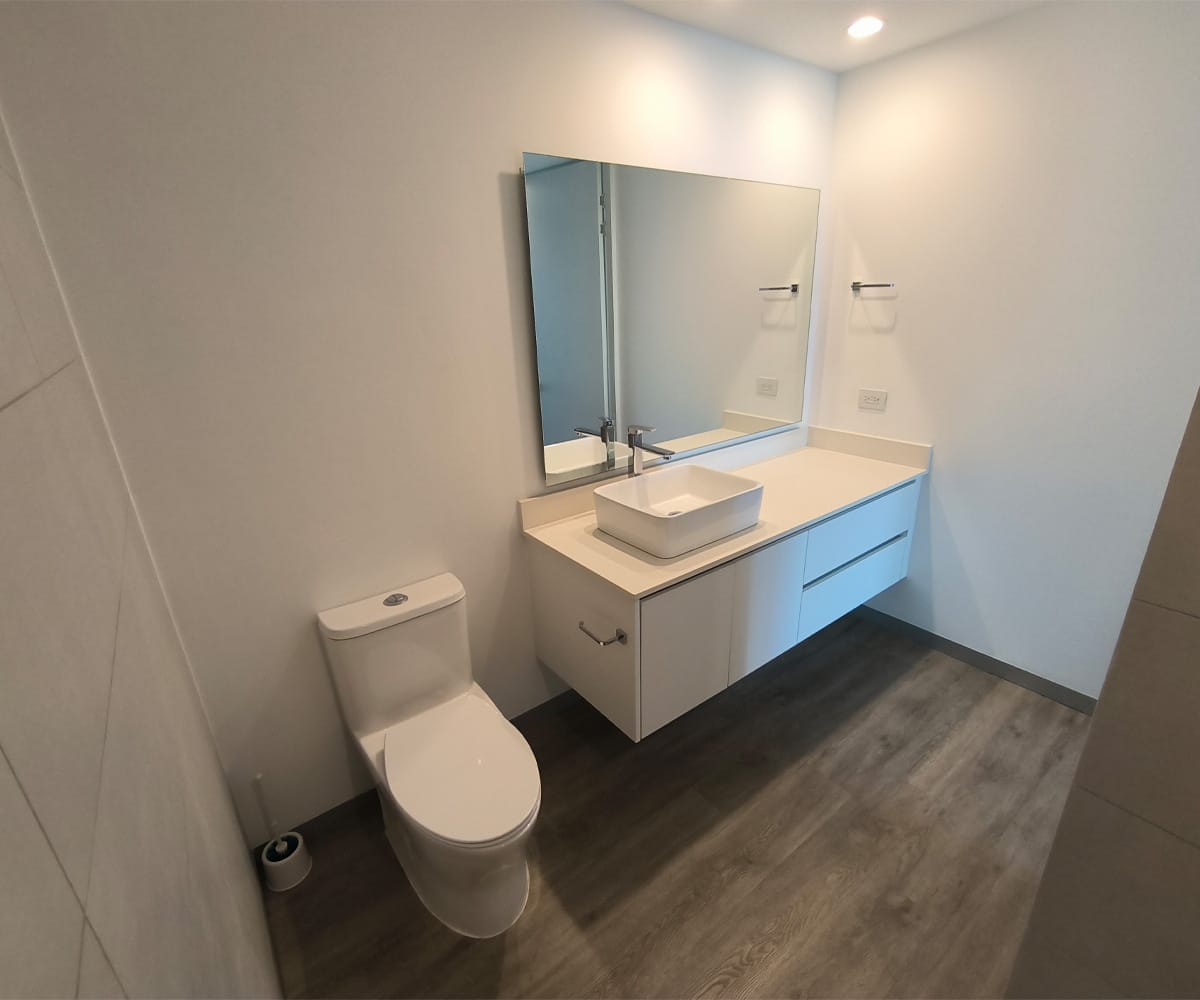 Apartamento a la venta en Edificio Nest, Freses, Curridabat, San José. Bien adjudicado bancario.