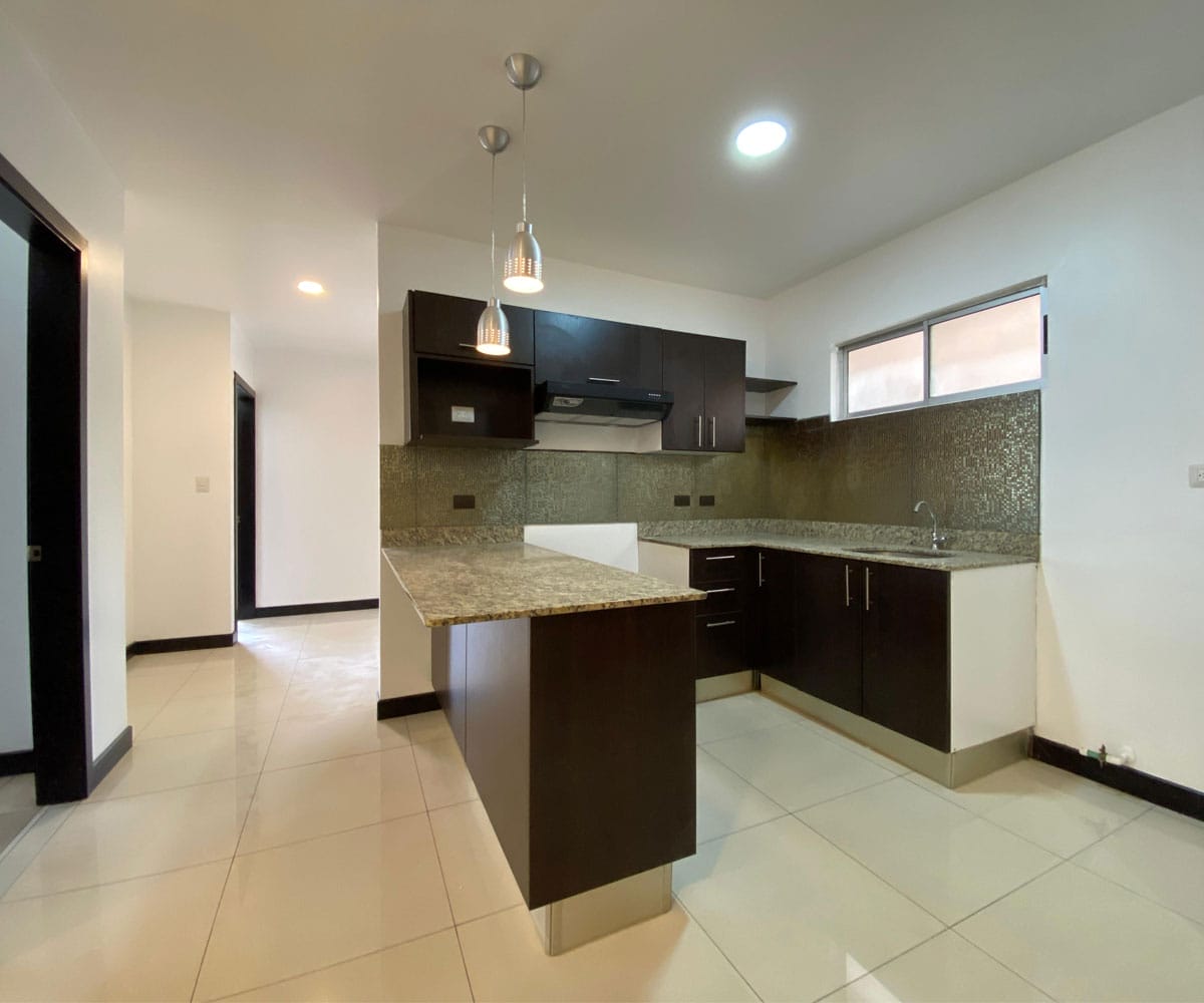 Apartamento de 3 habitaciones en alquiler en el condominio Los Príncipes.