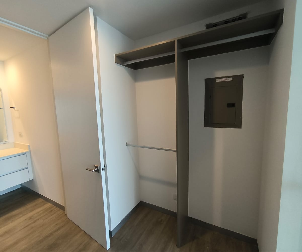 Apartamento a la venta en Edificio Nest, Freses, Curridabat, San José. Bien adjudicado bancario.