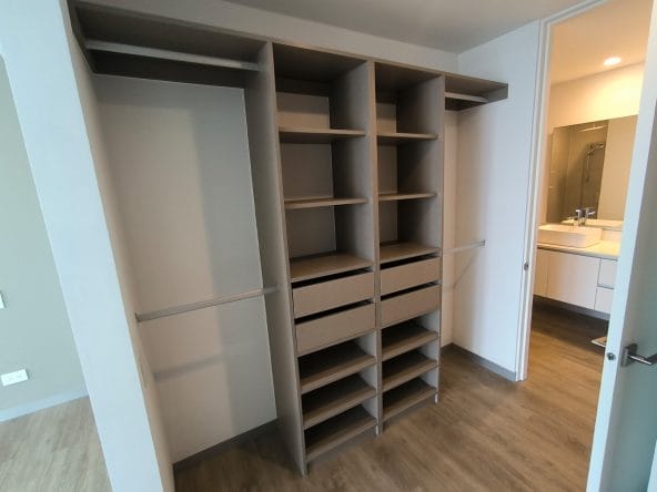 Apartamento a la venta en Edificio Nest, Freses, Curridabat, San José. Bien adjudicado bancario.