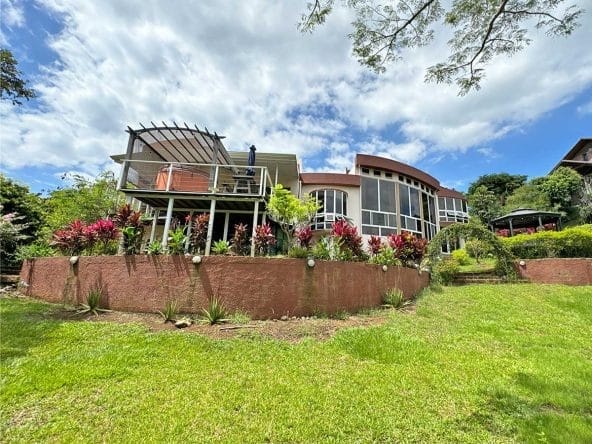 Casa de 3 habitaciones a la venta en Ciudad Hacienda Los Reyes, La Guacima.