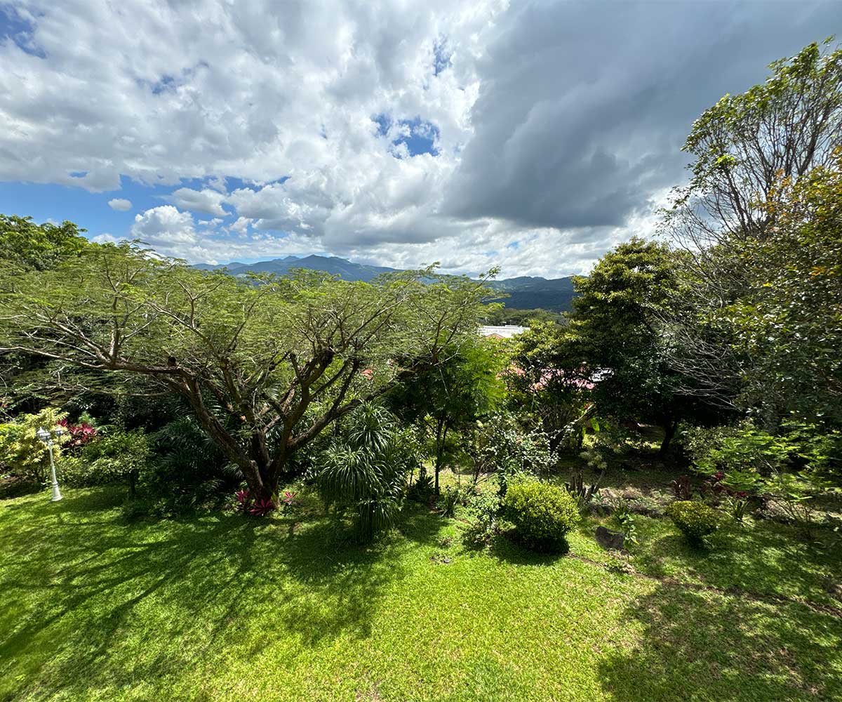 Casa de 3 habitaciones a la venta en Ciudad Hacienda Los Reyes, La Guacima.