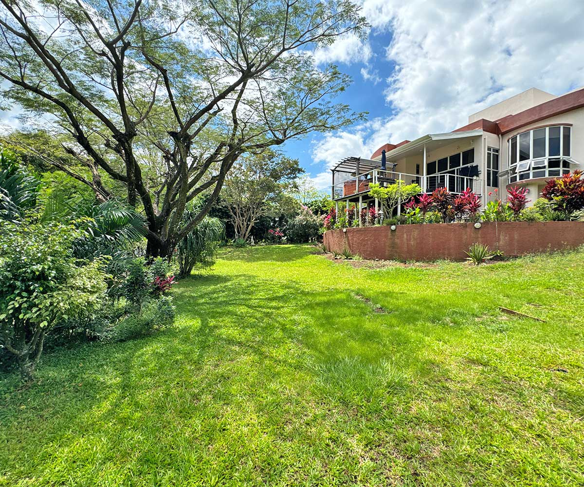 Casa de 3 habitaciones a la venta en Ciudad Hacienda Los Reyes, La Guacima.