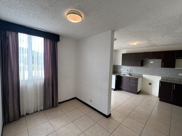 Apartamento a la venta en Concasa, condominio Villas del Campo. Bien adjudicado bancario.