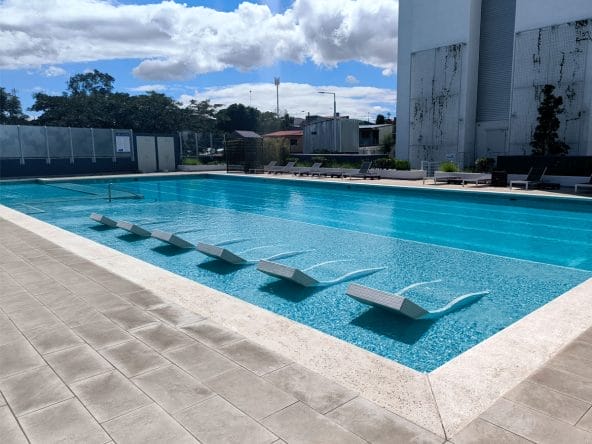 Apartamento a la venta en Tibás condominio Bambú Rivera. Remate bancario.