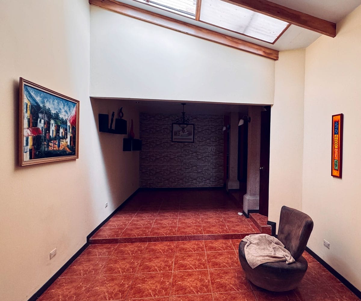 Casa con 5 habitaciones a la venta en San Pablo de Heredia.