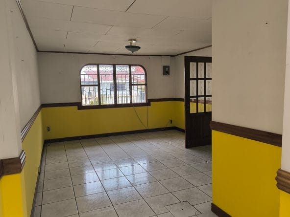 Casa independiente de 1 planta a la venta en Desamparados, Gravilias, El Porvenir, San José. Bien adjudicado bancario.