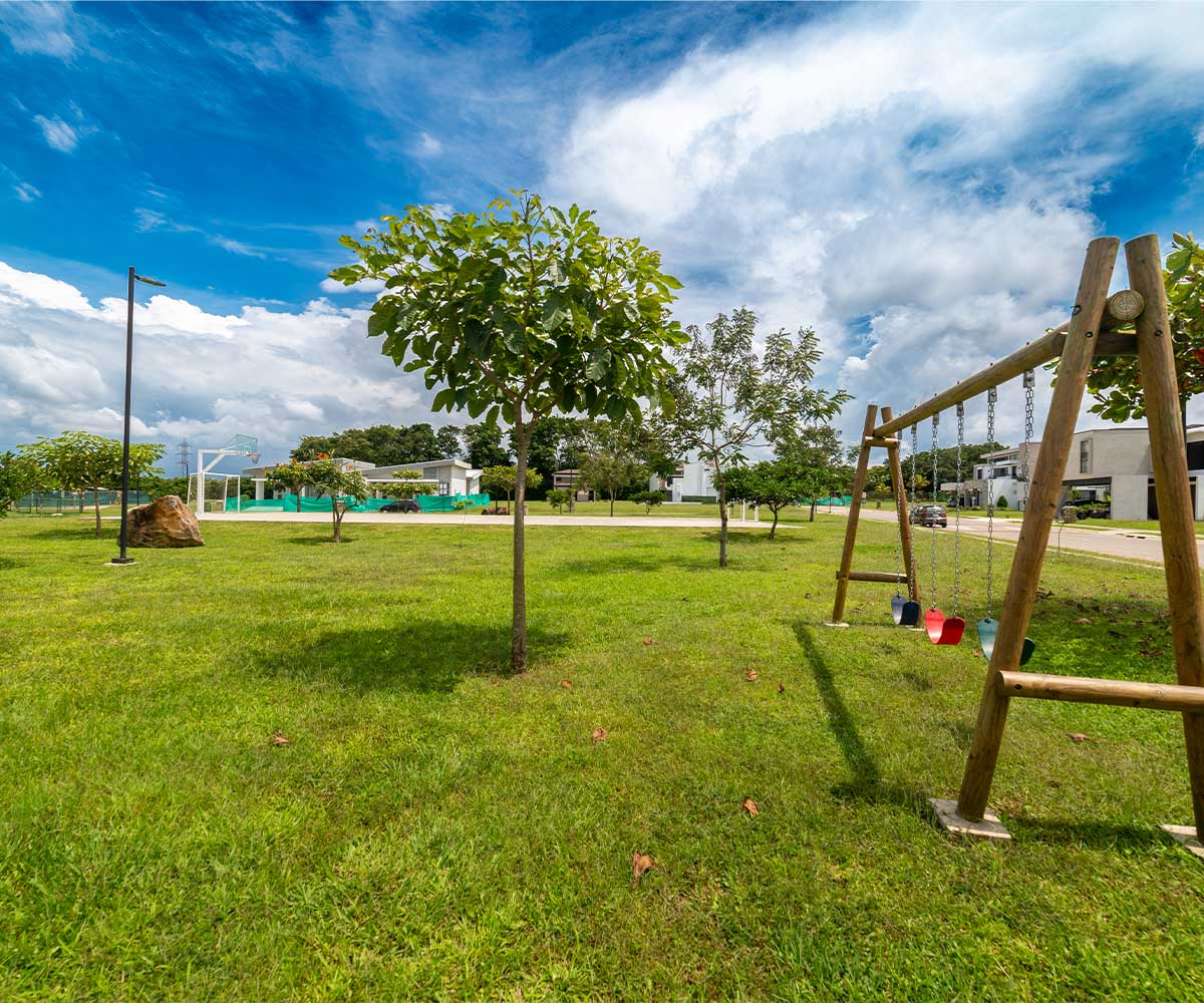 Lotes planos en condominio Las Mesetas, dentro de Ciudad Hacienda Los Reyes, La Guacima, Alajuela.