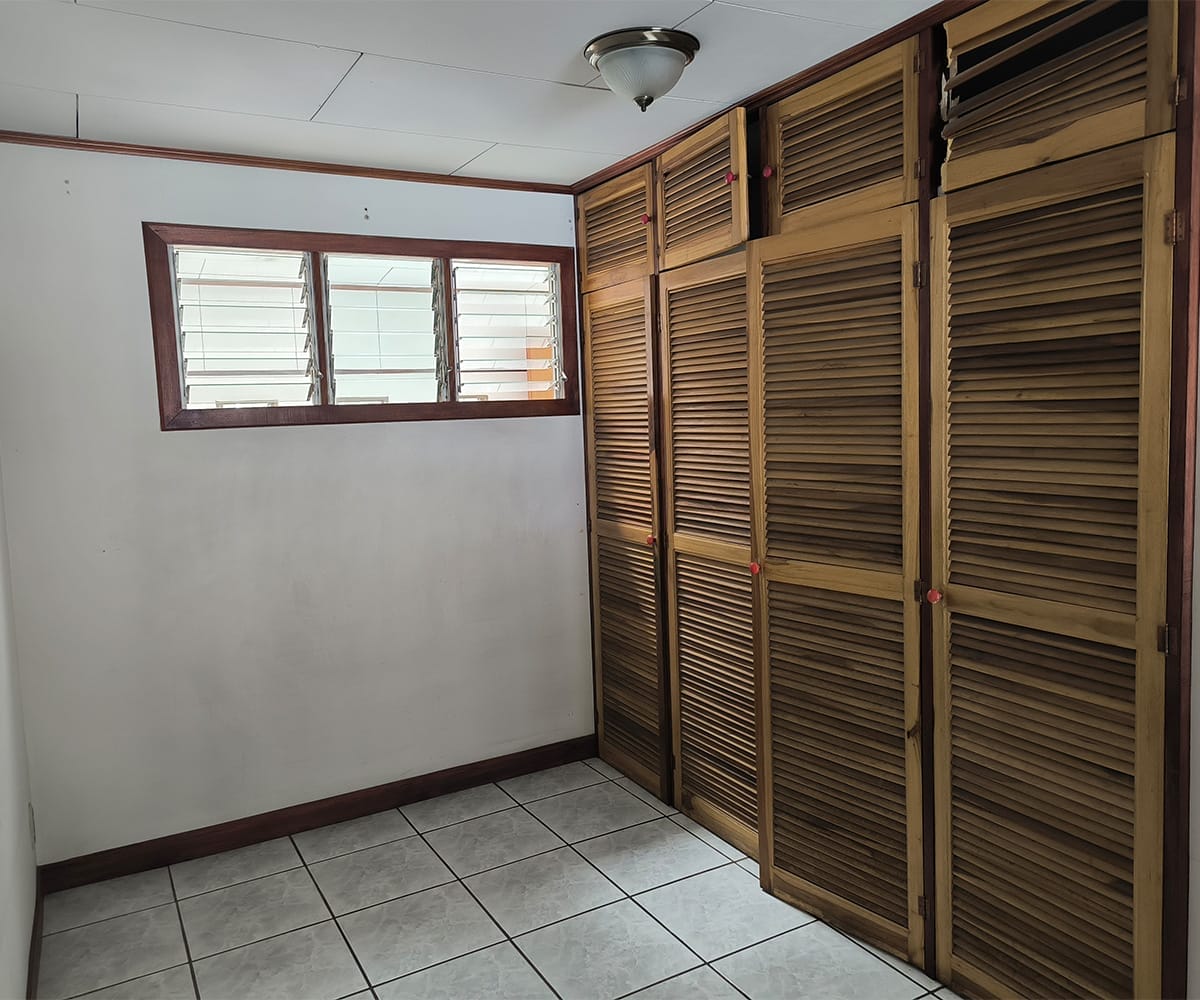 Casa independiente de 1 planta a la venta en Desamparados, Gravilias, El Porvenir, San José. Bien adjudicado bancario.