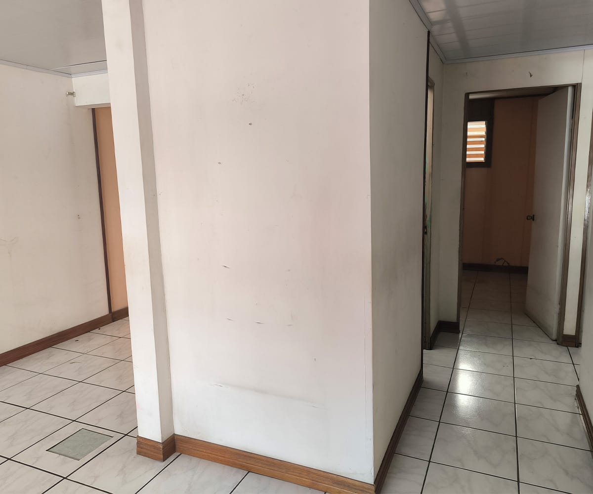 Casa independiente de 1 planta a la venta en Desamparados, Gravilias, El Porvenir, San José. Bien adjudicado bancario.