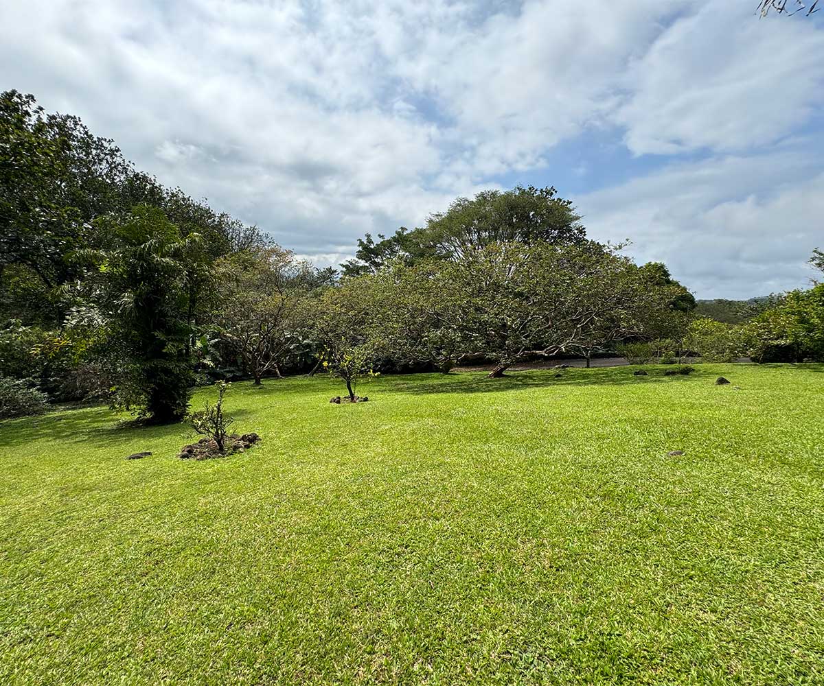 Impresionante propiedad a la venta en el Eco Residencial Villas del Arroyo en Las Vueltas de La Guacima.