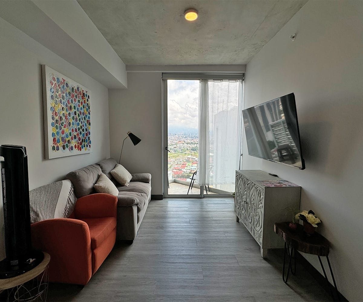 Apartamento de 2 habitaciones a la venta ubicado en el último piso del condominio SECRT Sábana.